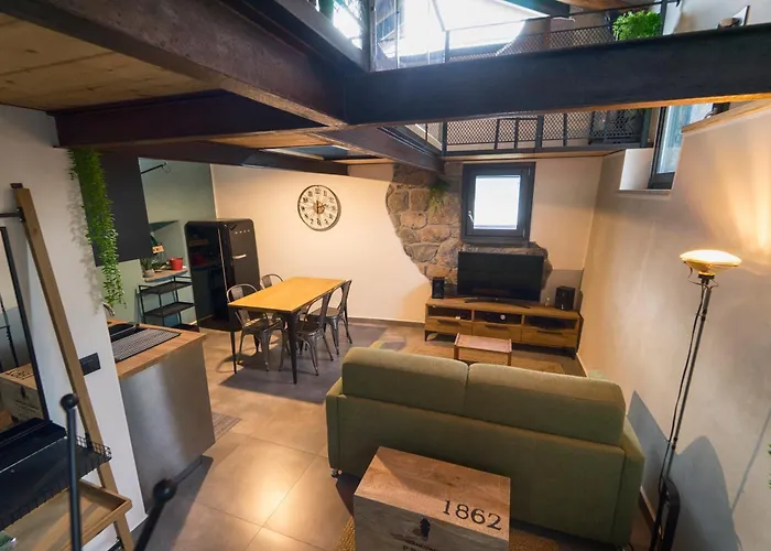 Poesia Comacina * Sala Comacina